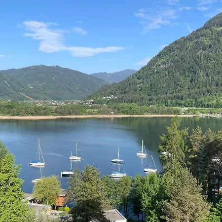 Landskron Am Ossiachersee Apartment *