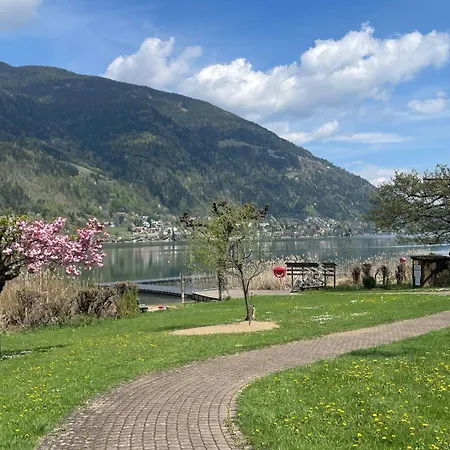 Landskron Am Ossiachersee Apartment *