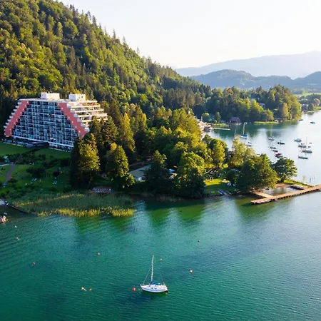 Landskron Am Ossiachersee